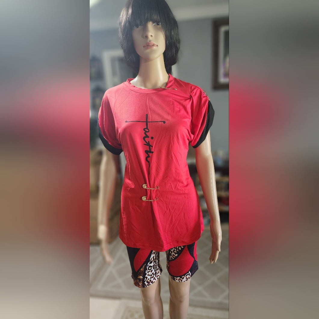 New!!Leopard Print/Faith Design 2pc Set/Size S